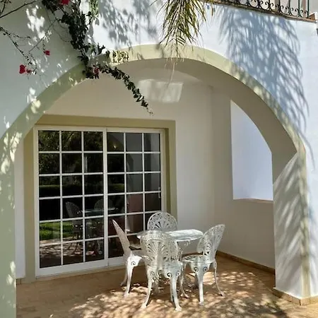 Casa Buccaneer, 2 Bedroom Garden Apartment In Praia Da Luz Exterior photo