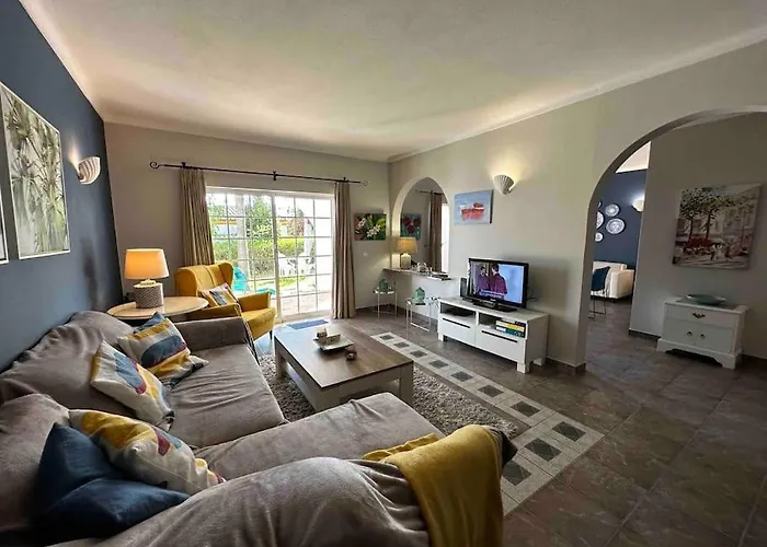 Casa Buccaneer, 2 Bedroom Garden Apartment In Praia Da Luz