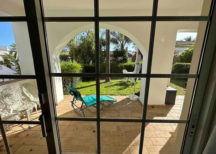 Casa Buccaneer, 2 Bedroom Garden Apartment In Praia Da Luz