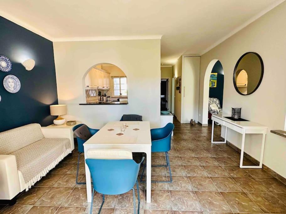 Apartment Casa Buccaneer, 2 Bedroom Garden In Da